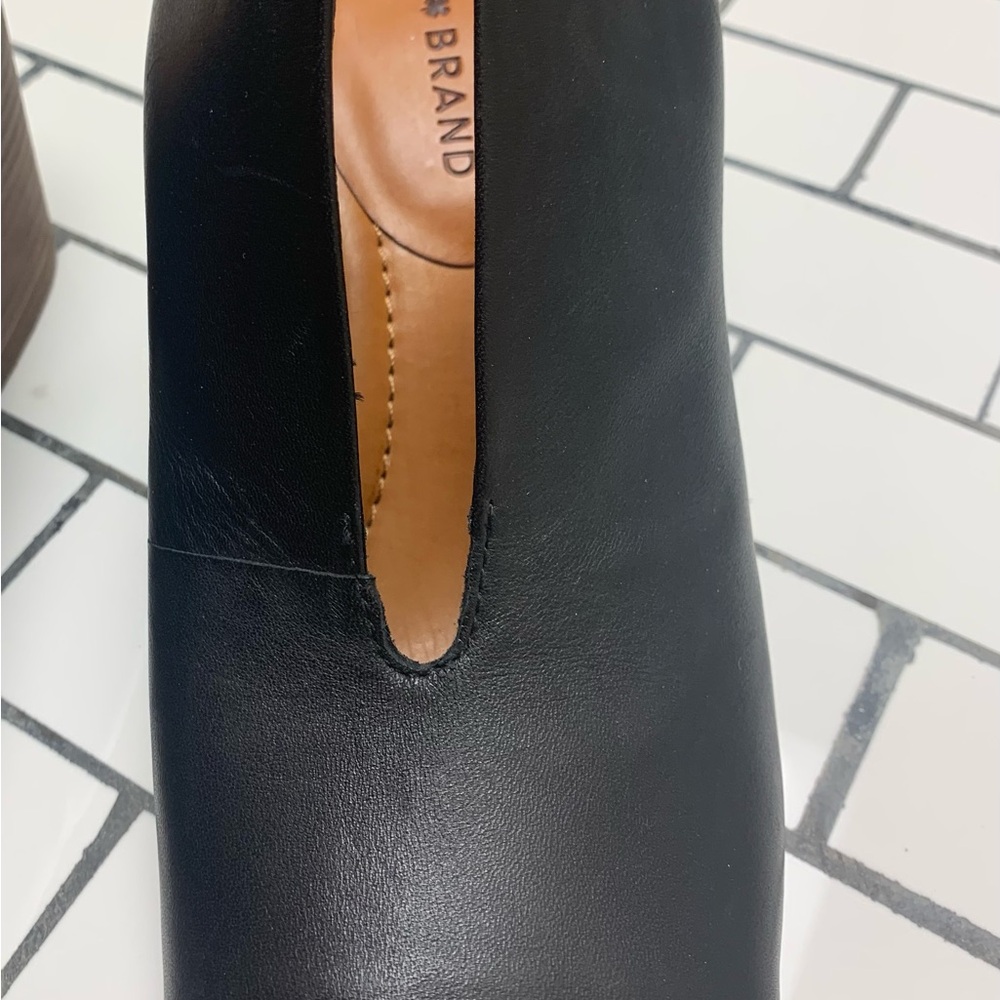 Lucky Brand Black Leather Rhazy Open Toe Shoes Size 8.5 - Picture 5 of 9